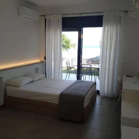 Cavo Blue & Suites